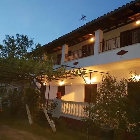 Alexandros Studio 4 * Mesongí
