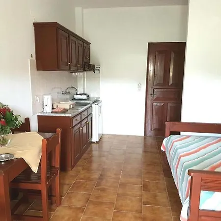 Alexandros Studio 4 Mesongí