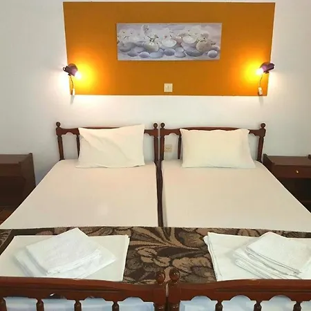 Alexandros Studio 4 * Mesongí