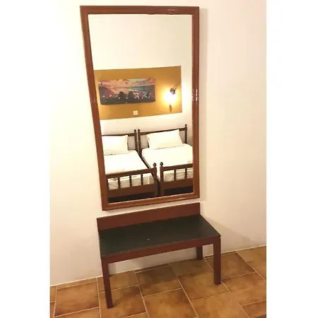 Alexandros Studio 4 * Mesongí