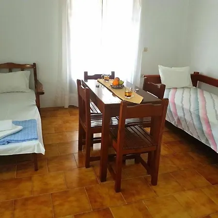 Alexandros Studio 4 *